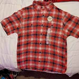 Duluth Trading Co Red and Blue Plaid Button Down Shirt